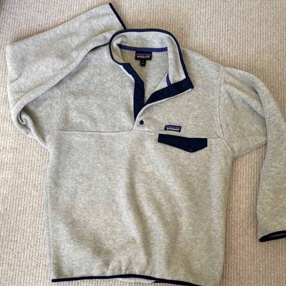 Patagonia Heather Gray and Navy Synchilla Fleece